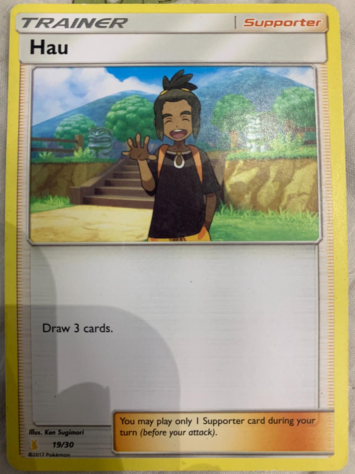 Hau (19) (Alolan Raichu) - Trainer Kit: Lycanroc & Alolan Raichu