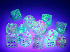 Chessex Luminary Nebula Wisteria/White 12d6 16mm | Silver Goblin