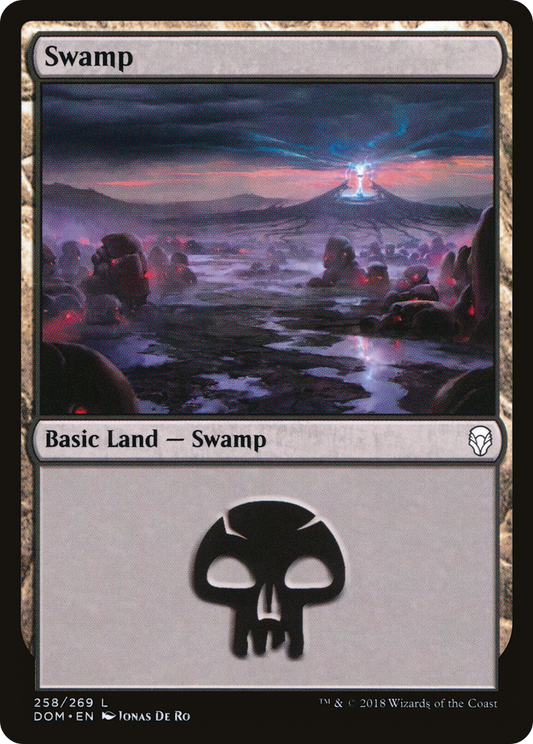 Swamp (258) [Dominaria] Foil